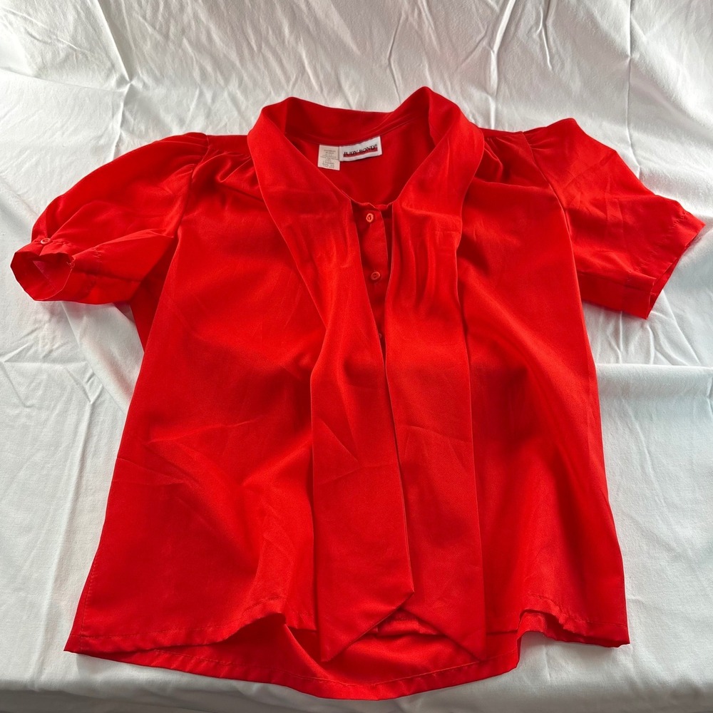 Vintage Judy Bond Red Short Sleeve Tie Neck Blouse Size 10 Button Front Retro